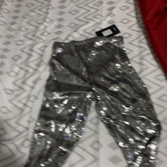 Sequin silver leggings - Picture 2 of 2